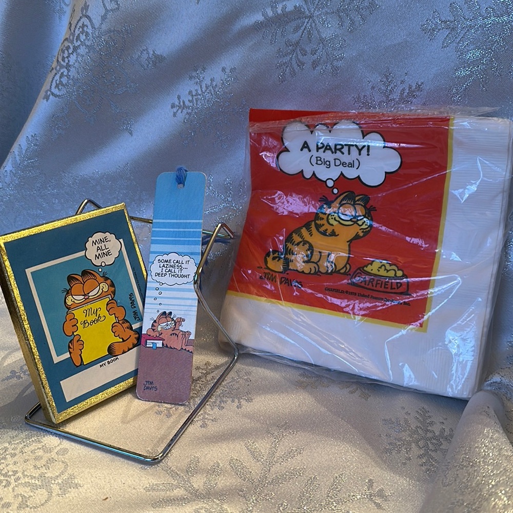 Garfield Collectible Lot